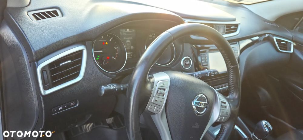 Nissan Qashqai 1.5 dCi Tekna - 15
