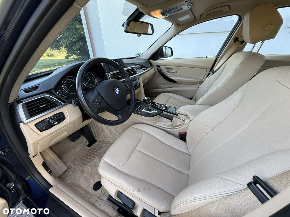 BMW Seria 3 320i Luxury Line - 5