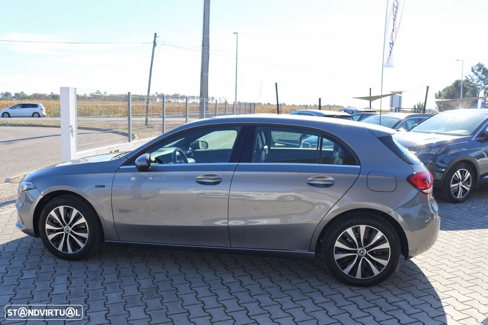 Mercedes-Benz A 250 e Style Plus - 14