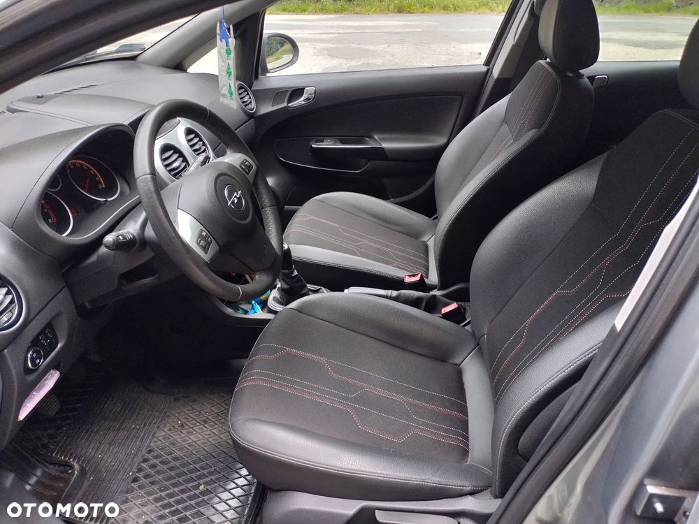 Opel Corsa 1.2 16V Edition 150 - 11