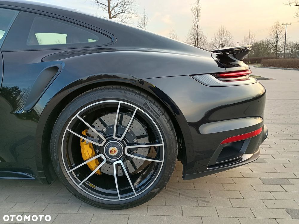 Porsche 911 Turbo S - 11