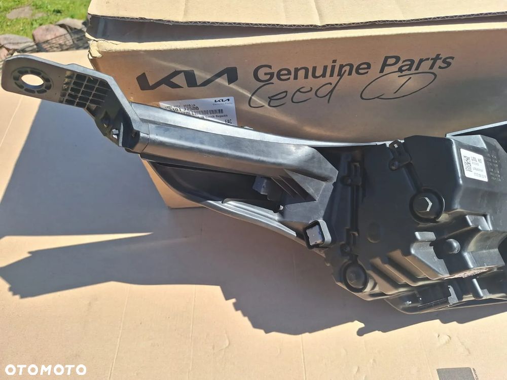 Lampa lewą przednia kia ceed III lift ful led 92101J7500. - 5