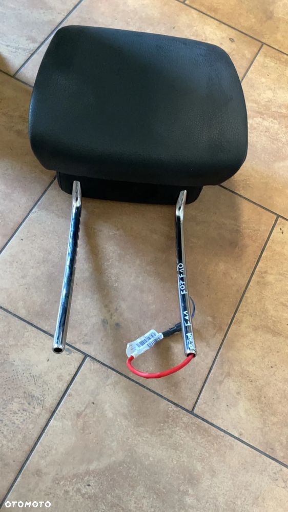 ZAGŁÓWEK FOTELA LEWY PRAWY PRZÓD BMW F07 F10 F11 KS723496611 1777136-SW - 1