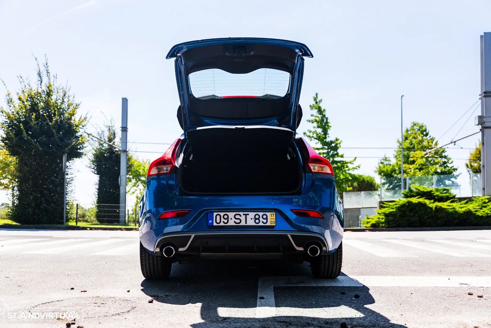 Volvo V40 2.0 D2 R-Design - 18