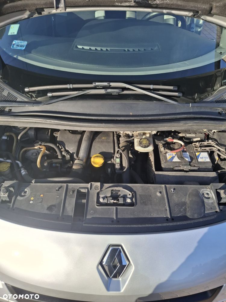 Renault Scenic - 26