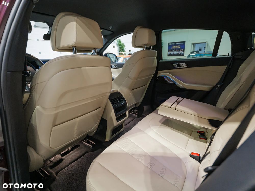 BMW X6 xDrive30d - 17