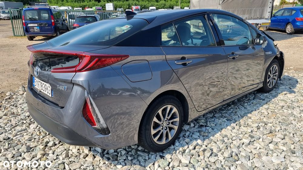 Toyota Prius Hybrid Executive - 5