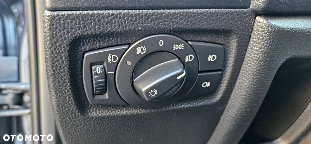 BMW Seria 1 118d - 28