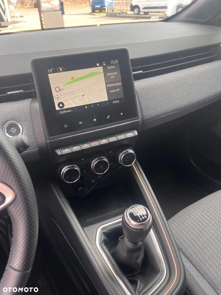 Renault Clio 1.0 TCe Techno - 6