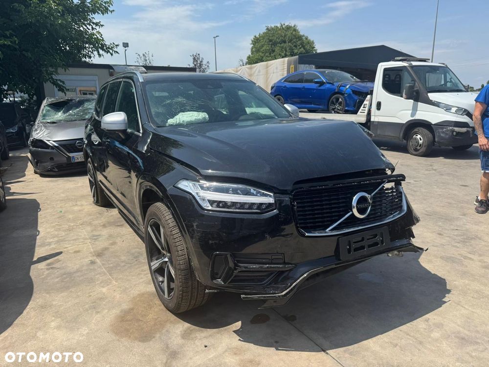 Volvo XC 90 D5 SCR AWD R-Design 7os - 14