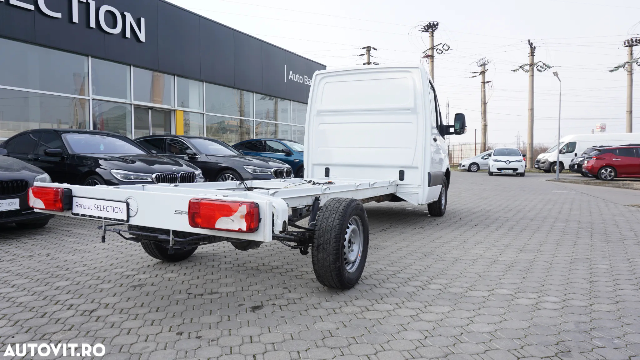 Mercedes-Benz Sprinter - 2