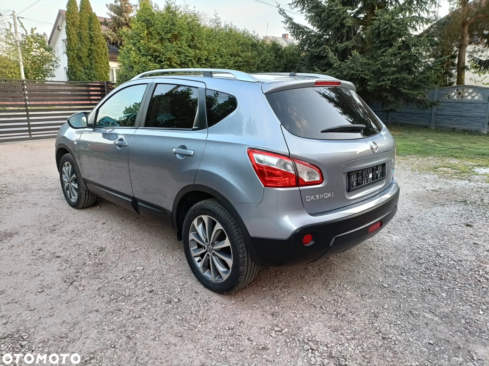 Nissan Qashqai 2.0 dCi DPF 4x4 360 - 6