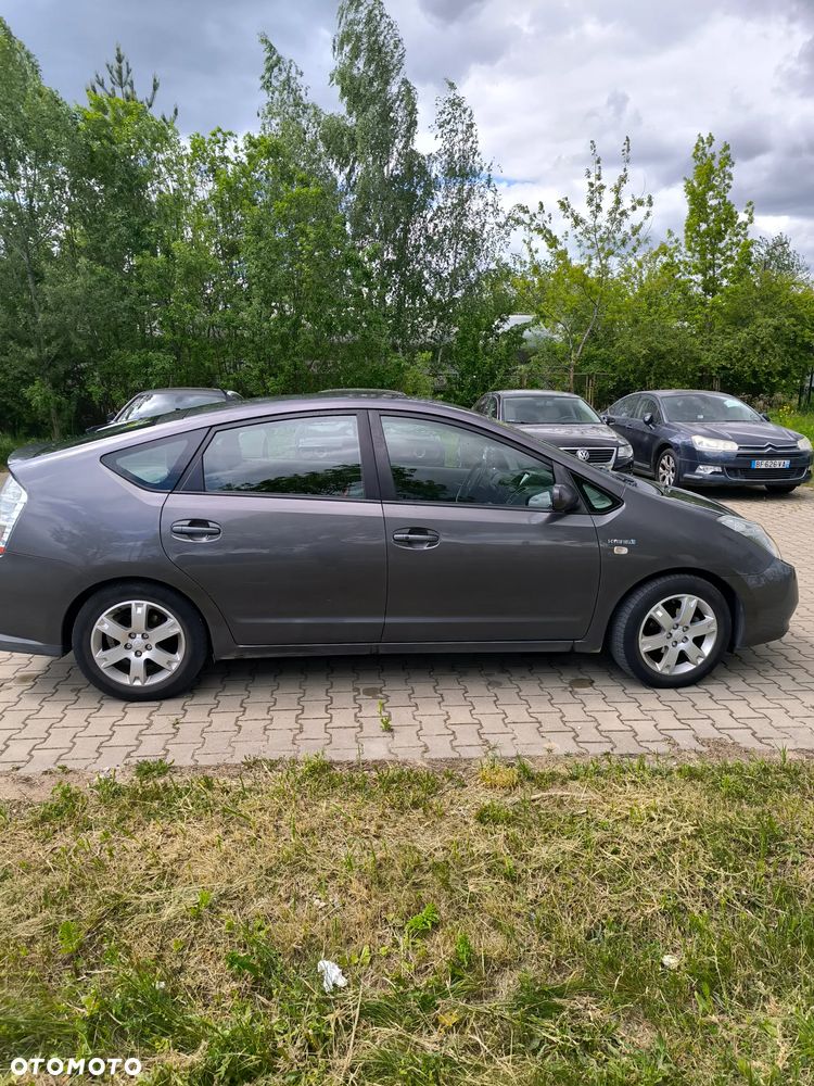 Toyota Prius - 7