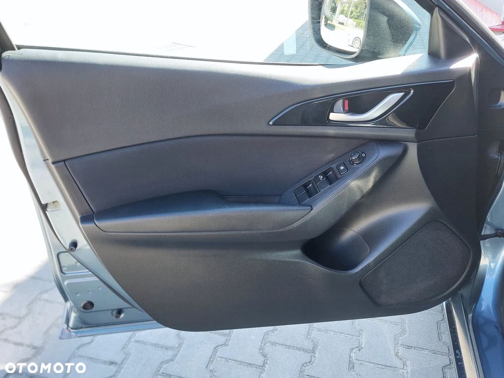 Mazda 3 - 13