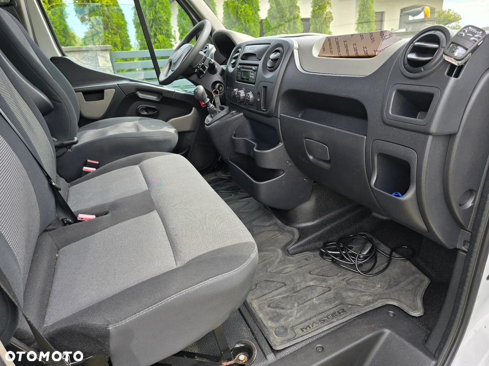 Renault Master - 15