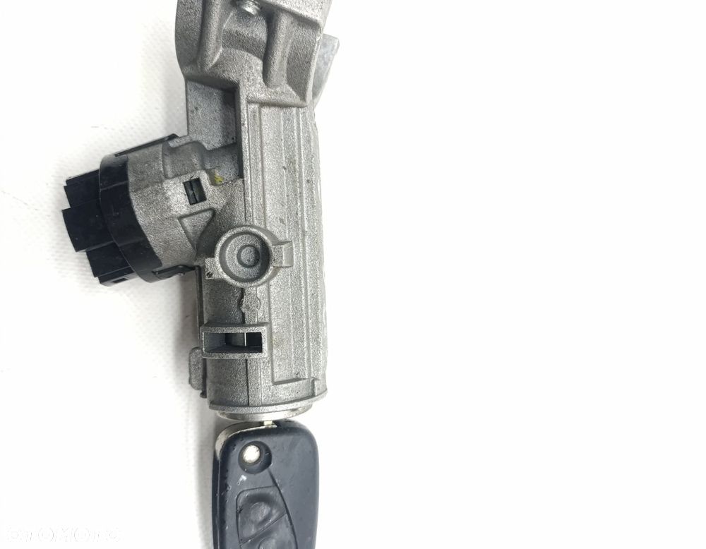 STACYJKA Z KLUCZYKIEM FIAT DUCATO 01099001 - 7