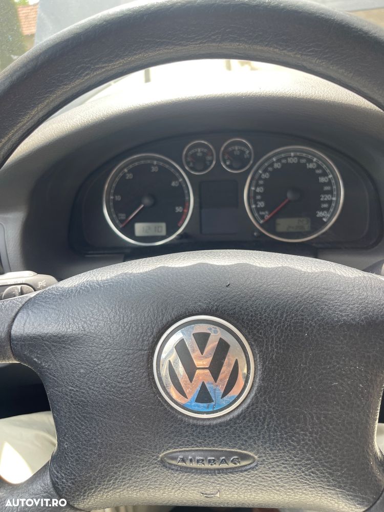 Volkswagen Passat 1.9 TDI 4Motion Comfortline - 3