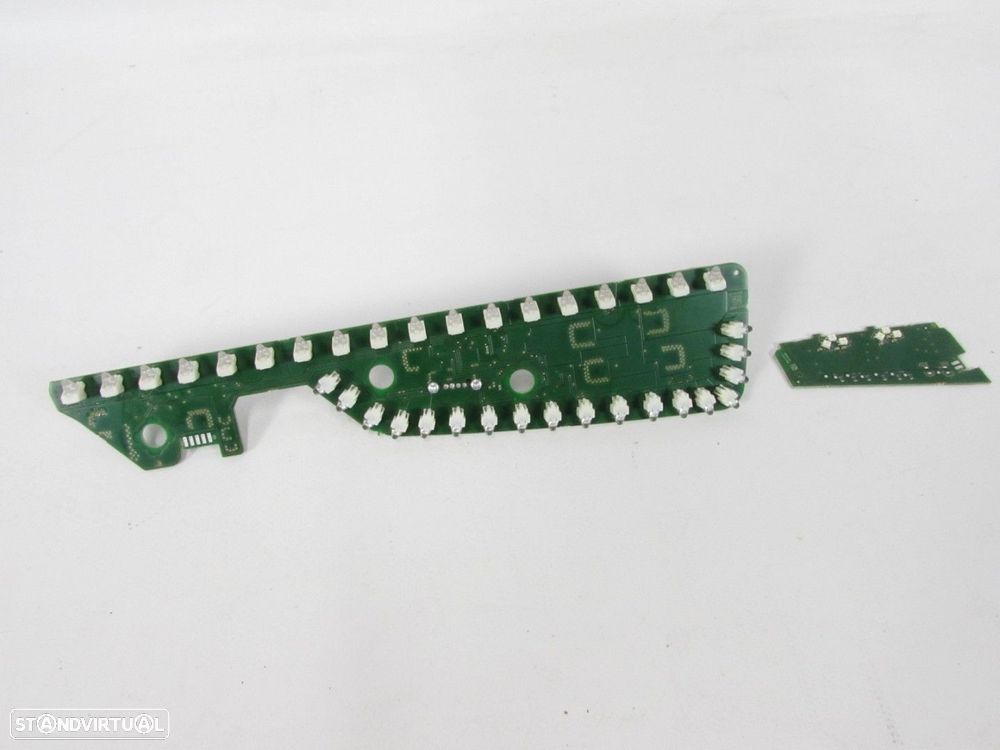 Placa farolim Direito/Trás Seminovo/ Original BMW i3 (I01) 63217379768 - 1