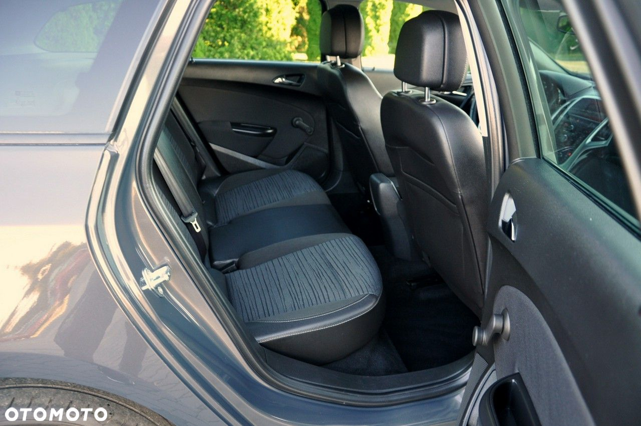 Opel Astra - 19