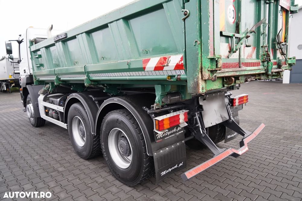 Mercedes-Benz AXOR 2636 / 6x4 / BASCULĂ CU 2 LATE / HIDROCLAPĂ / HIDROCLAPĂ / SPECIAL / CU PUNGĂ DE TRECERE FRONTALĂ / MANUALĂ - 20