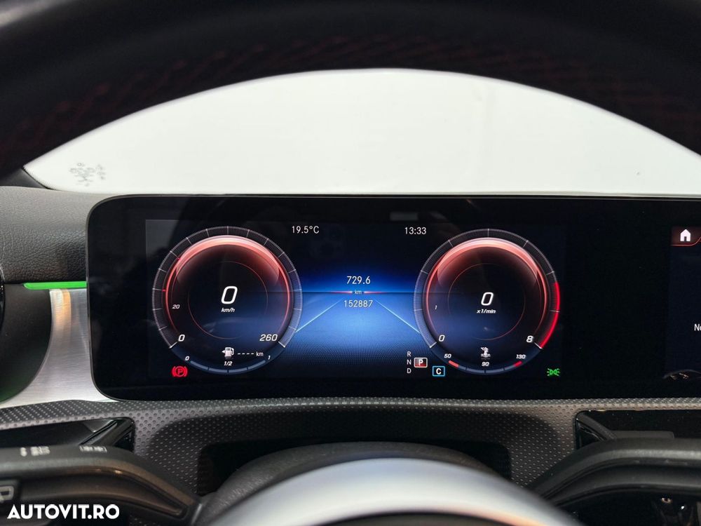 Mercedes-Benz A 180 7G-DCT AMG Line - 11