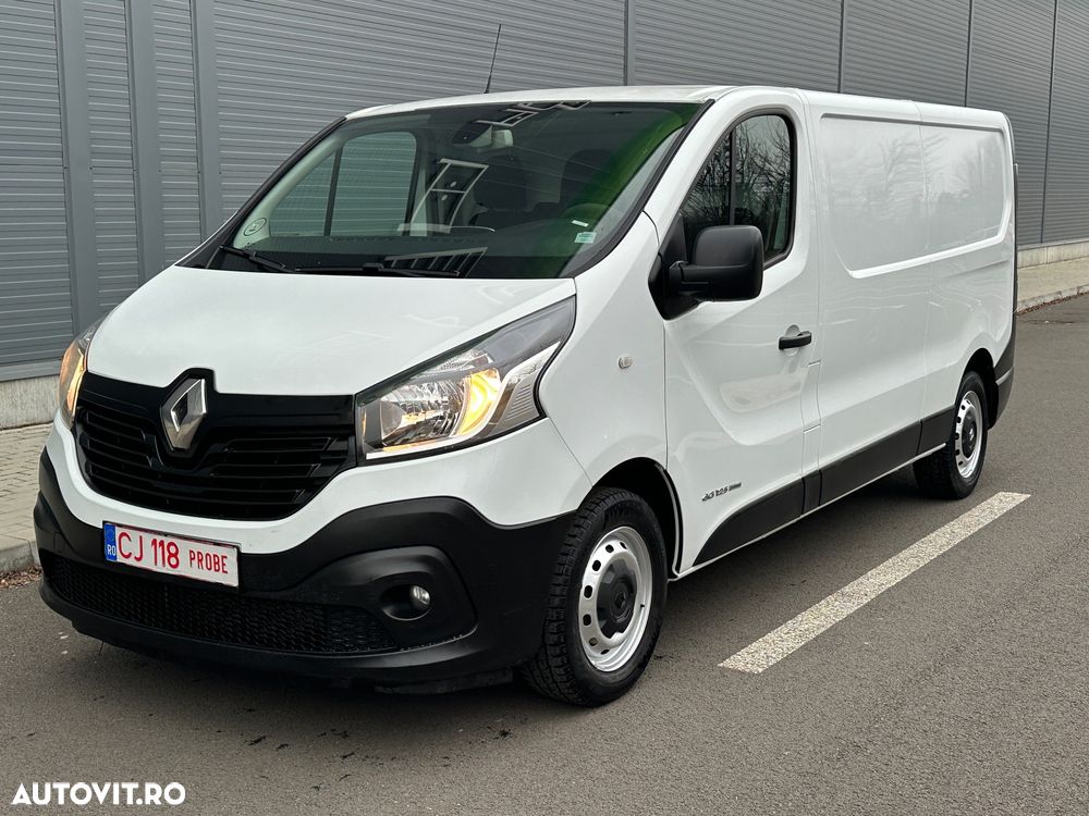 Renault Trafic - 12