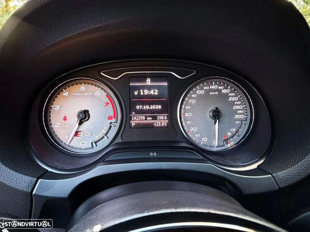 Audi S3 S tronic - 16