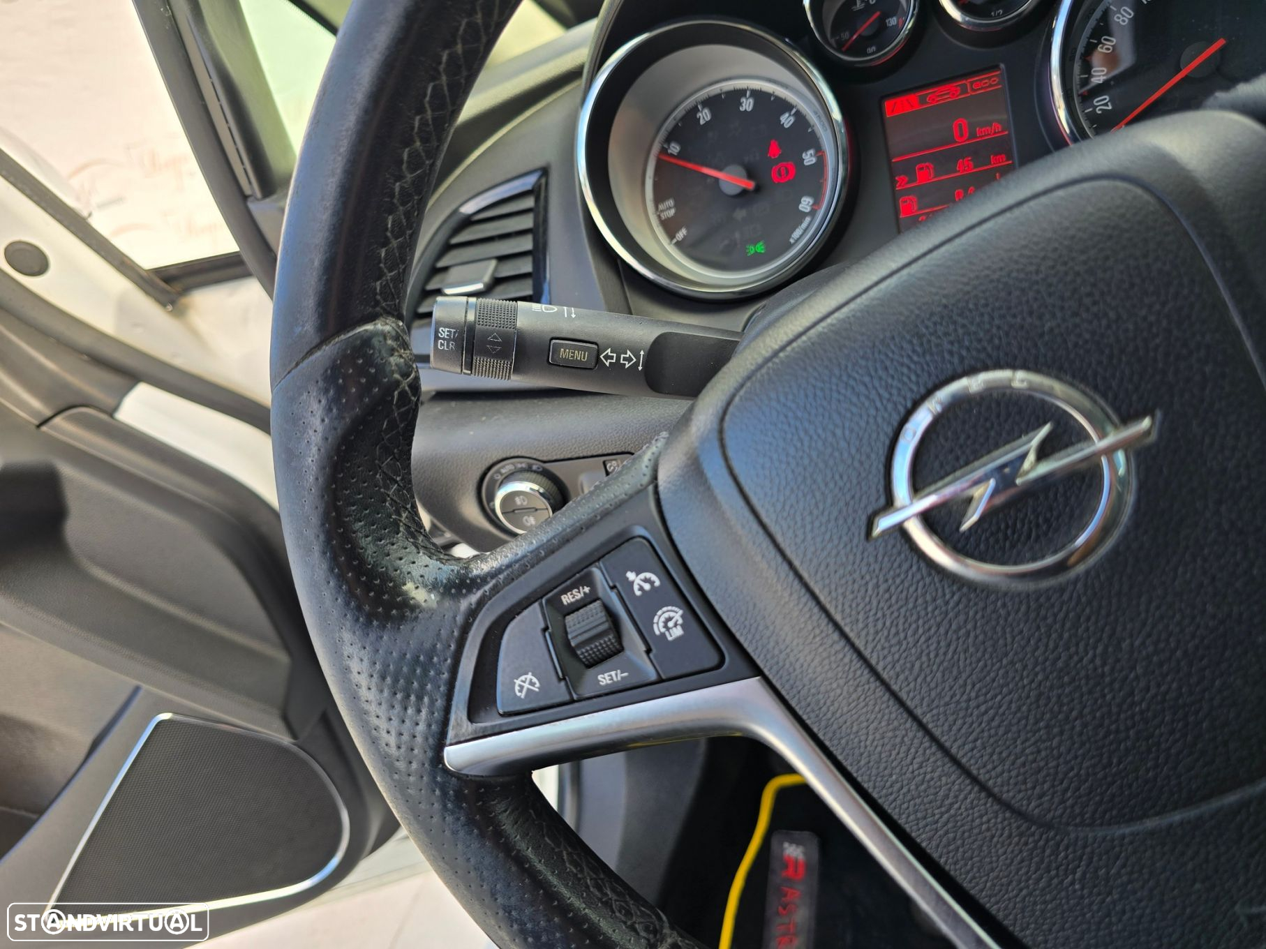 Opel Astra GTC 1.7 CDTI DPF ecoFLEX S&S Edition - 25