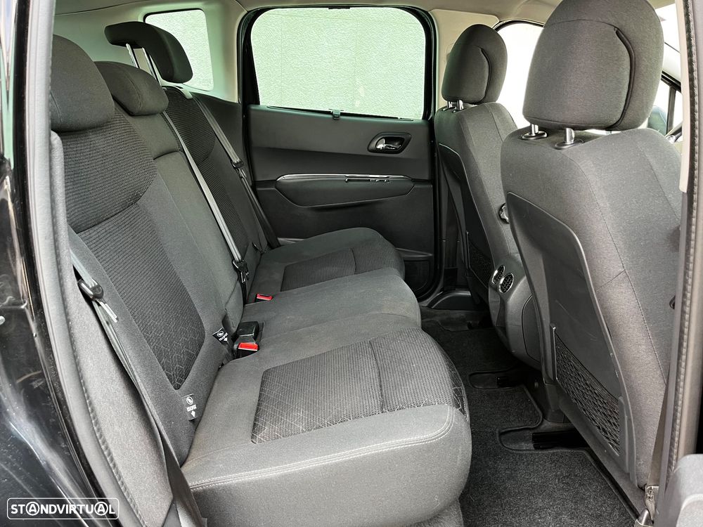 Peugeot 3008 1.6 BlueHDi Style - 23