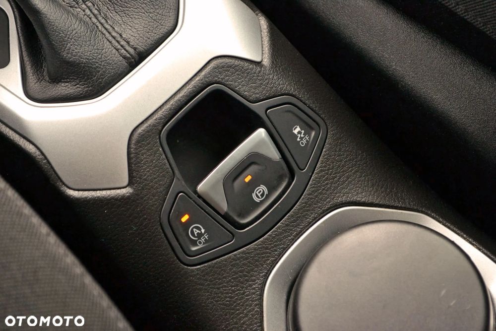 Jeep Renegade 1.4 MultiAir DSG Longitude - 33
