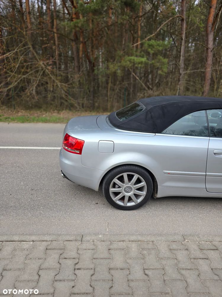 Audi A4 Cabrio 1.8 T - 16