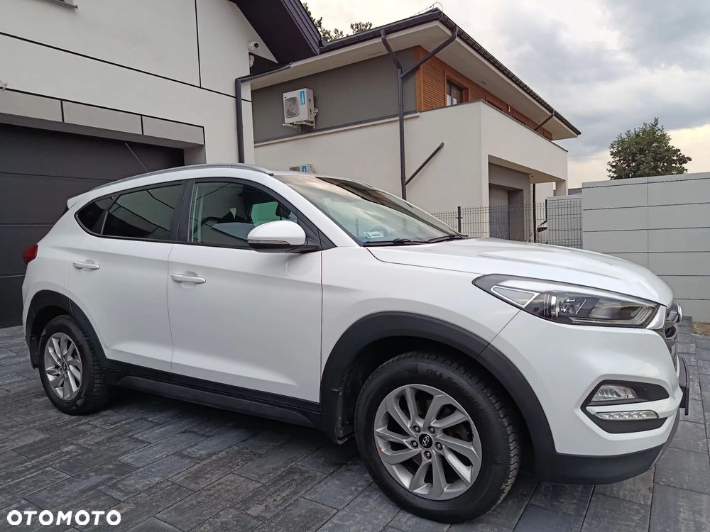 Hyundai Tucson 1.7 CRDI BlueDrive Comfort 2WD - 17