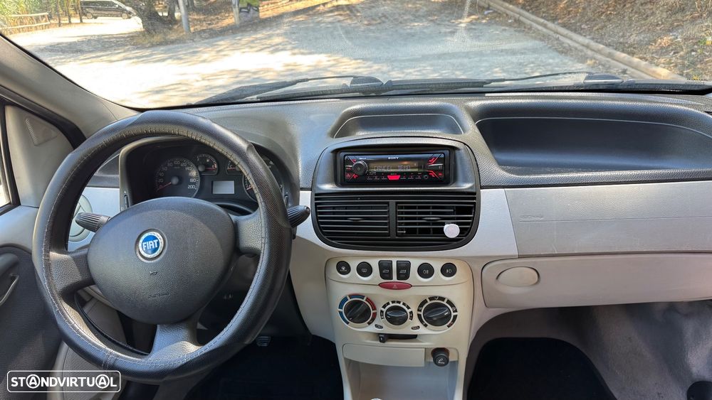 Fiat Punto 1.2 60 Dynamic — fotografia 30