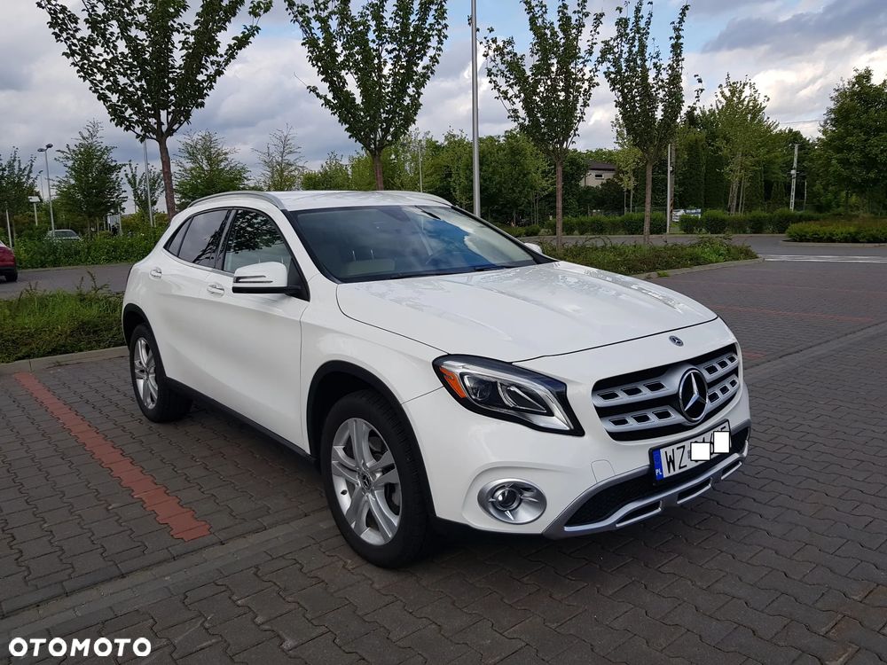 Mercedes-Benz GLA 250 7G-DCT - 2