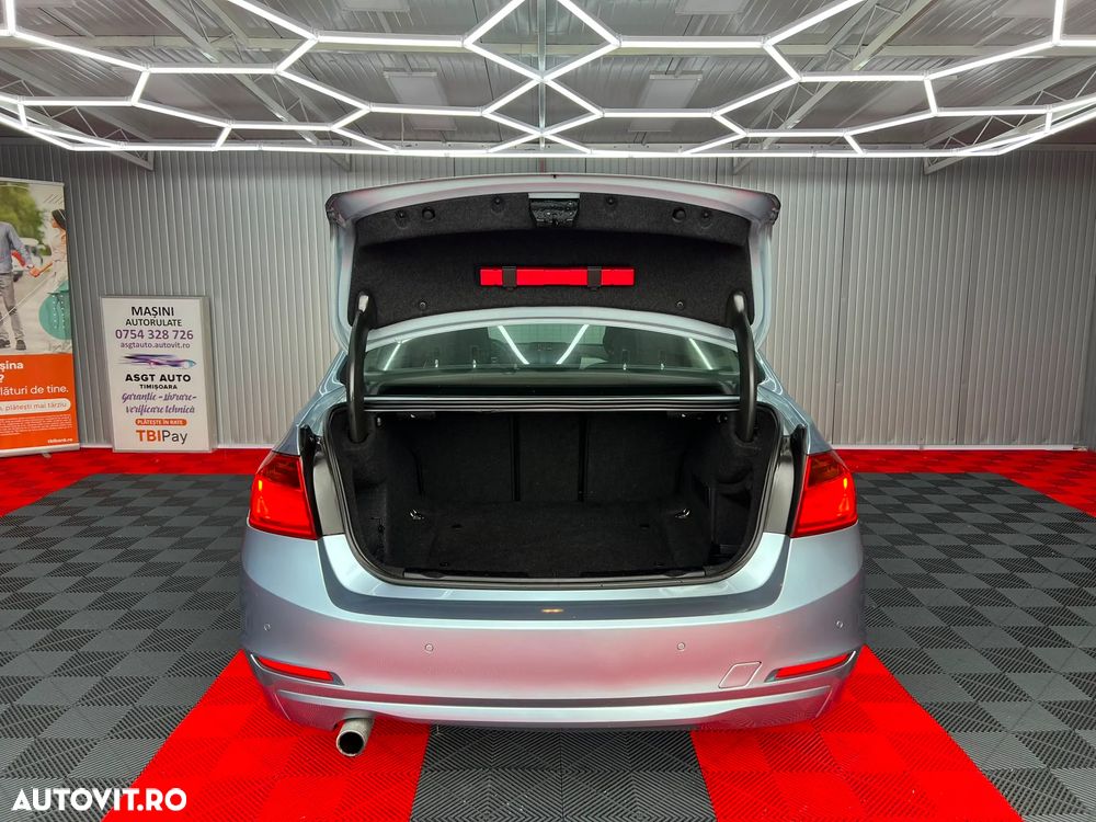BMW Seria 3 316i - 19