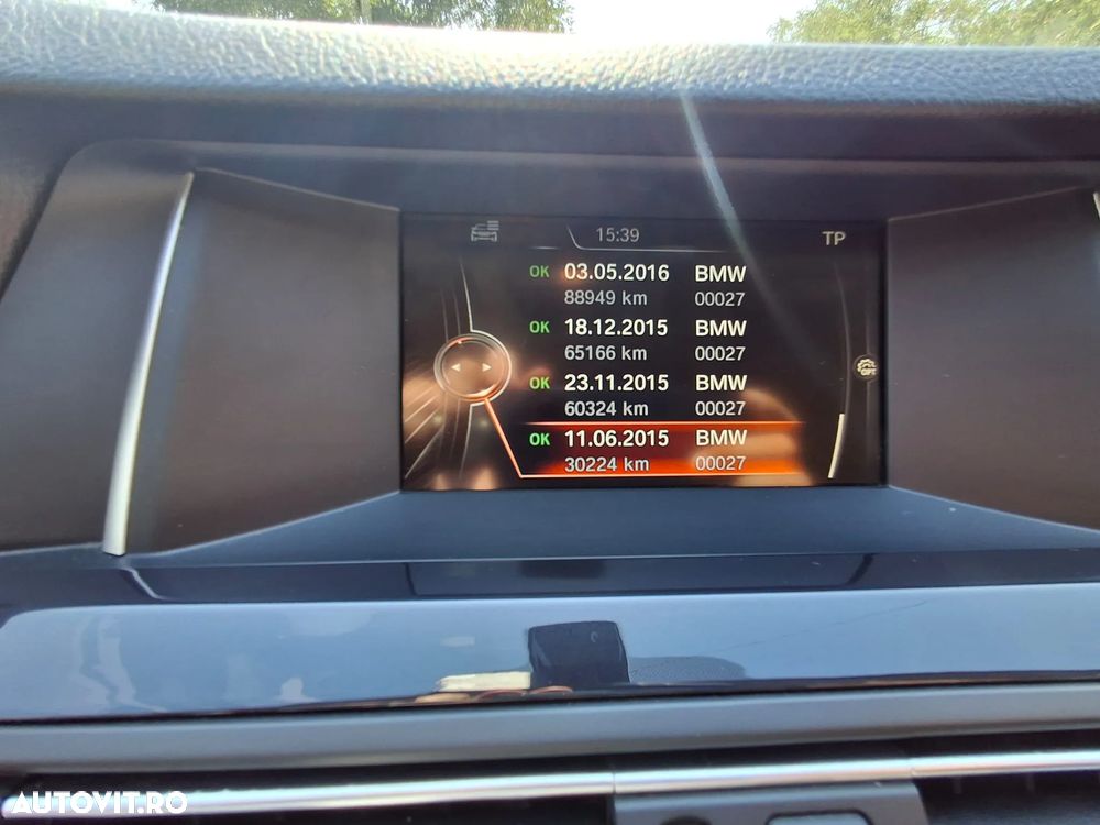 BMW Seria 5 520d Aut. - 28