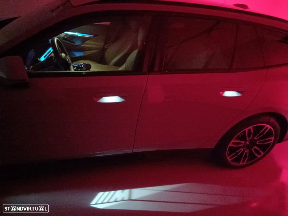 BMW 530 e xDrive Pack Desportivo M Pro - 11