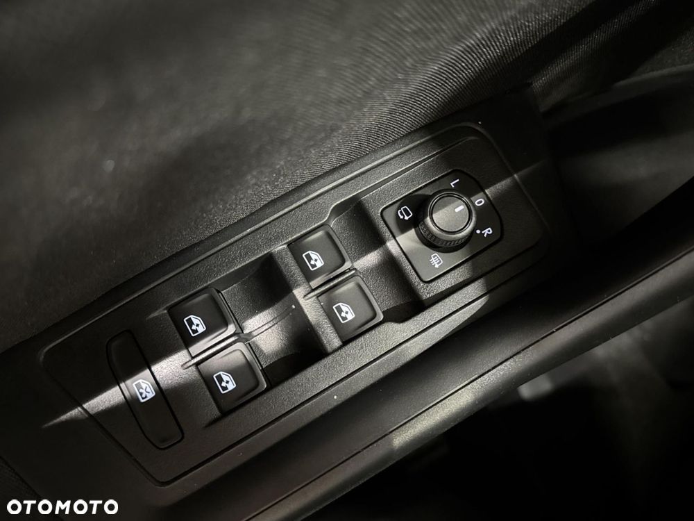 Volkswagen T-Roc 1.5 TSI Life DSG - 26