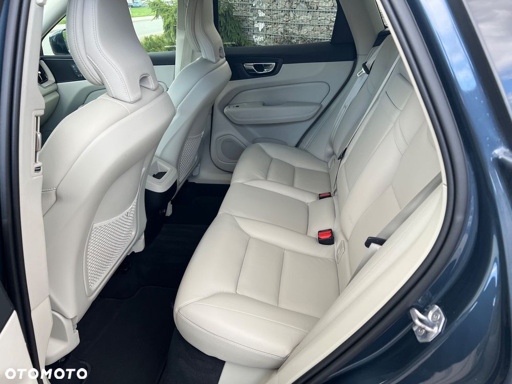 Volvo XC 60 T5 AWD Geartronic Inscription - 27