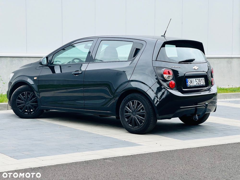 Chevrolet Aveo 1.2 LT - 11