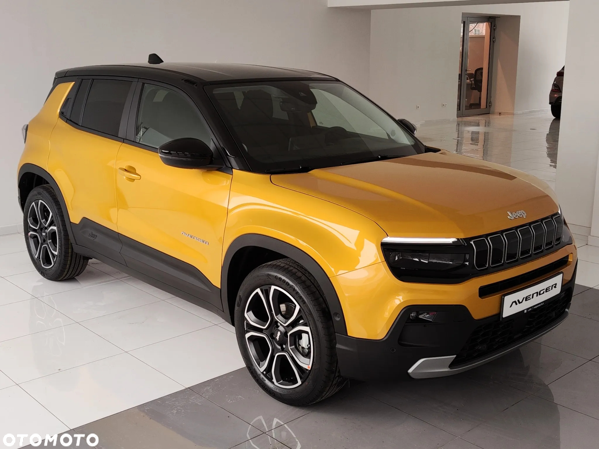 Jeep Avenger 54kWh Summit - 3