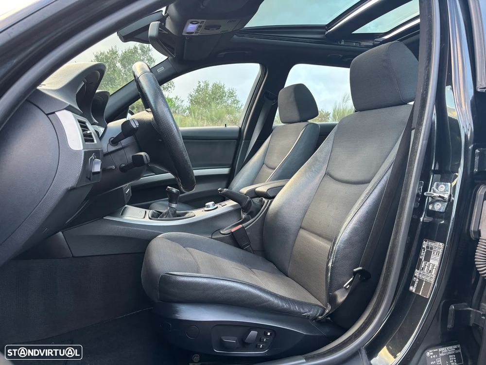 BMW 320 d Exclusive - 7