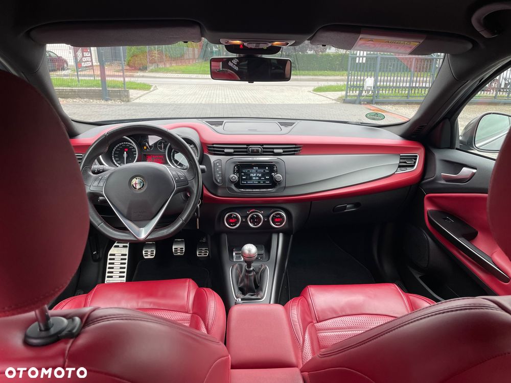 Alfa Romeo Giulietta 1.4 TB MultiAir Exclusive - 17