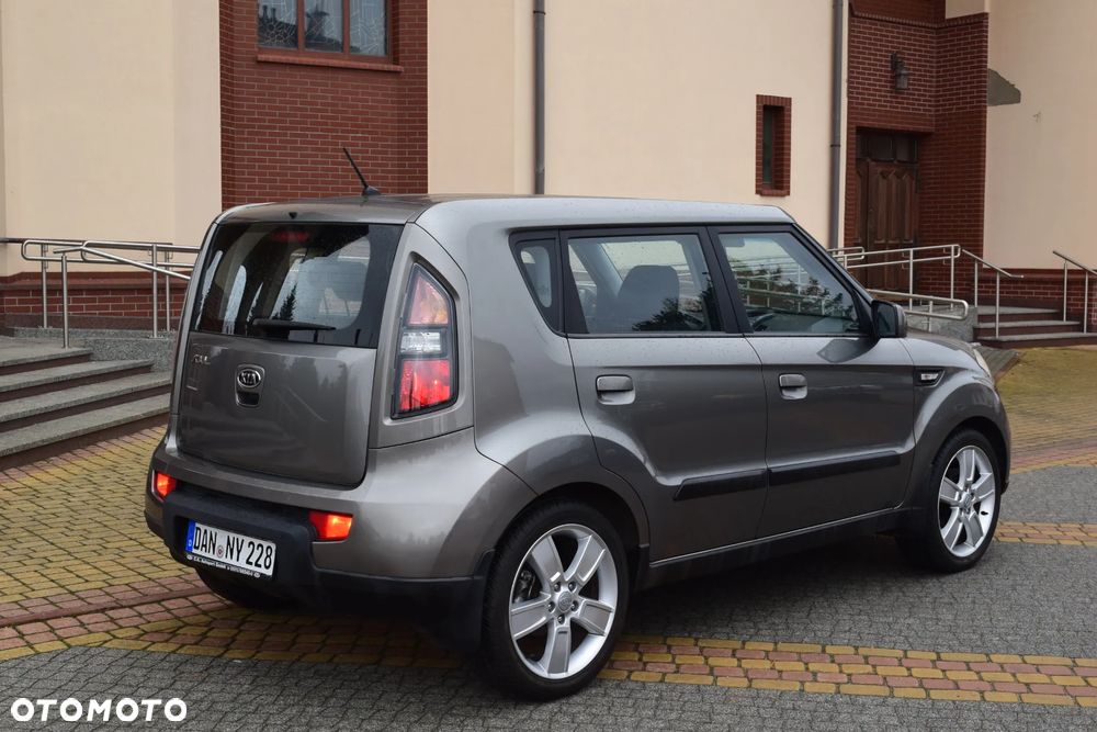 Kia Soul - 10