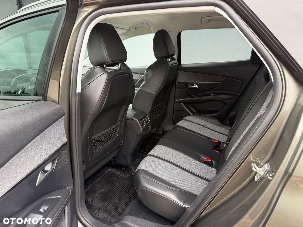 Peugeot 3008 HDi 150 Allure - 7