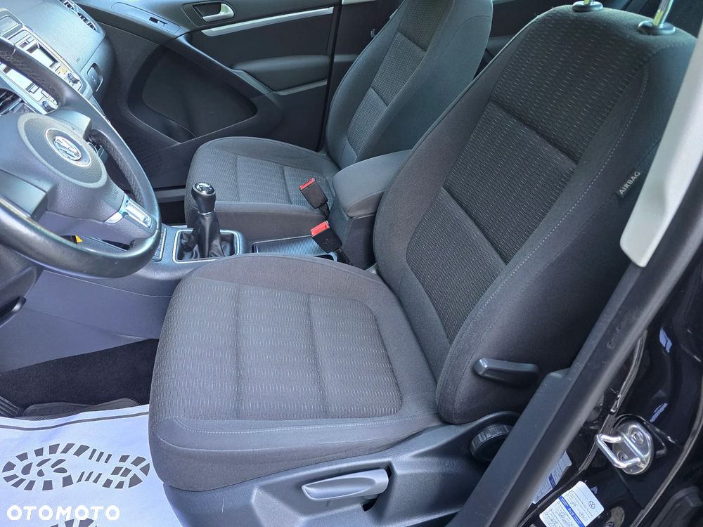 Volkswagen Tiguan 2.0 TDI DPF BlueMotion Technology Sport & Style - 18