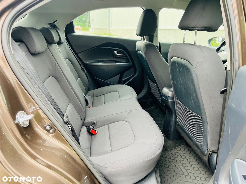 Kia Rio 1.2 Business Line - 30