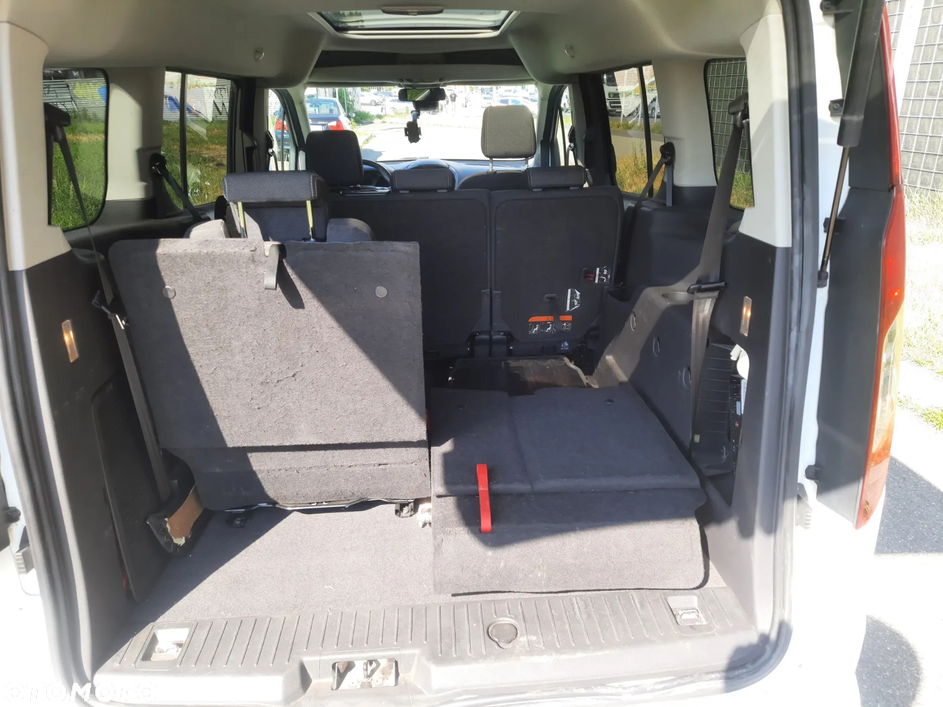 Ford Tourneo Connect Gr 1.5 TDCi Titanium - 20