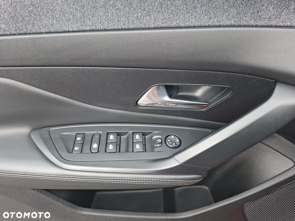 Peugeot 408 1.2 PureTech Allure S&S EAT8 - 27