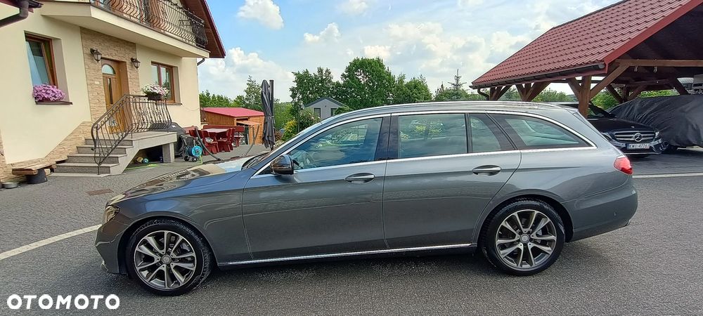 Mercedes-Benz Klasa E 200 CGI BlueEFFICIENCY Automatik Avantgarde - 9